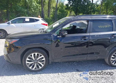 2025 Subaru Forester Touring z USA, uszkodzony, nr VIN JF2SLDTC9SH536612